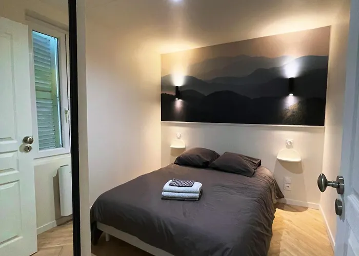 2 Pieces Centre-ville Lägenhet